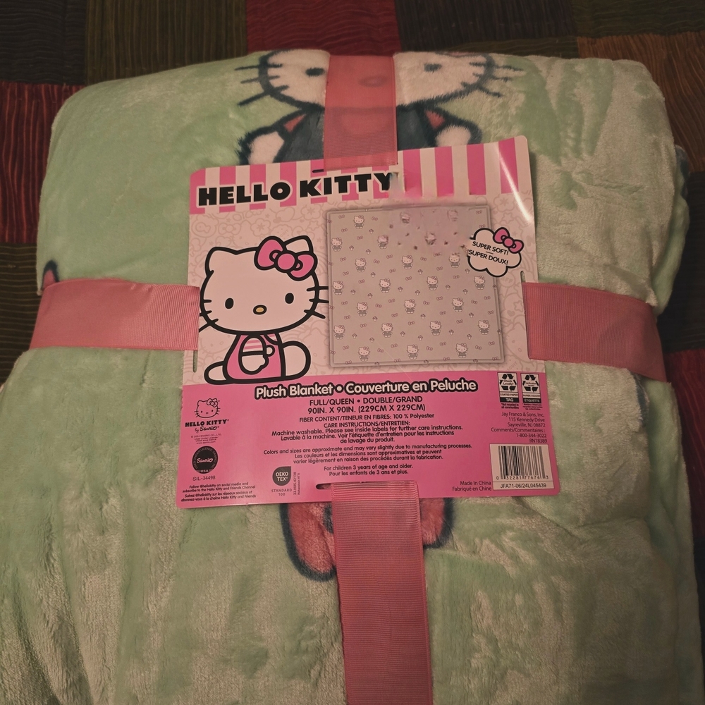 Hello Kitty Plush Blanket - Green and Pink